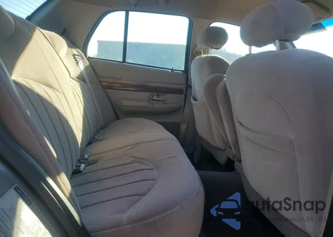 2000 Mercury Grand Marquis Gs z USA, uszkodzony, nr VIN 2MEFM74W5YX653134